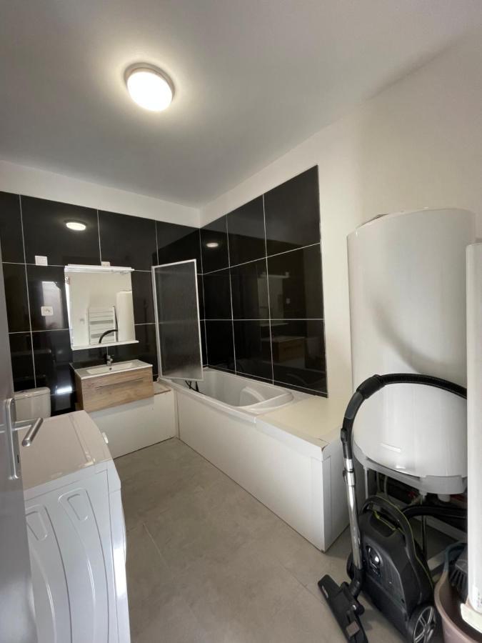 Superbe Appartement Sur Coudekerque-Branche ภายนอก รูปภาพ